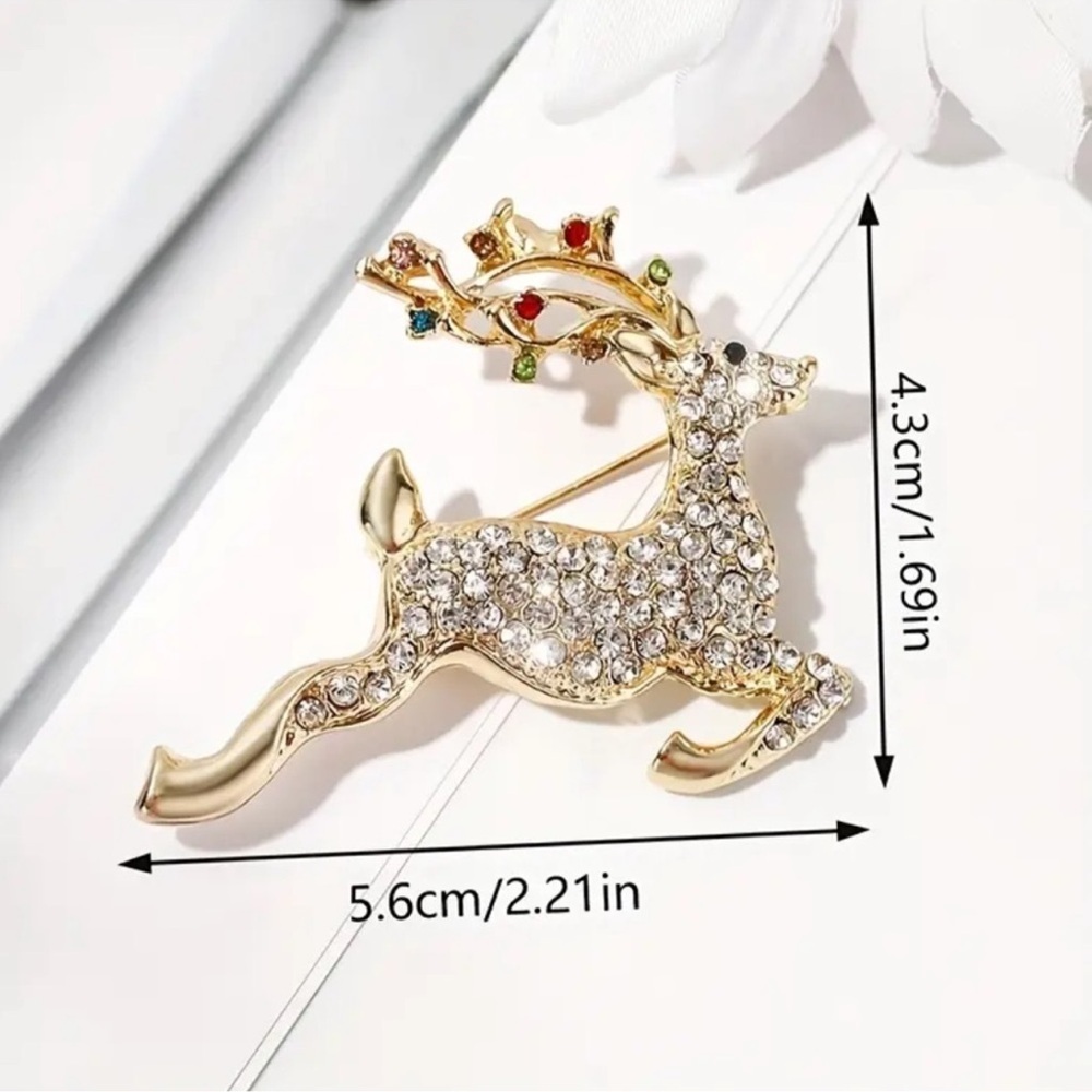 Luxury Rhinestone Reindeer Brooch Pin | Elegant Gold-Tone Holiday Jewelry 🦌 Deer - Picture 4 of 5